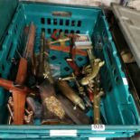 BOX LOT OF BRASS & WOODEN ITEMS