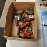 SMALL BOX LOT OF OLD CORKSCREWS & TINS ETC