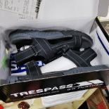NEW BOXED PAIR OF TRESPASS SANDALS SIZE 9