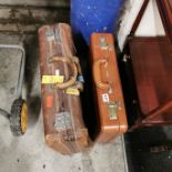 2 VINTAGE SUITCASES