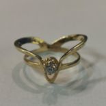 15CT GOLD AND DIAMOND DESIGNER RING