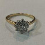 18CT GOLD DIAMOND CLUSTER RING