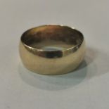 9CT GOLD WEDDING RING