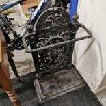 ANTIQUE CAST IRON STICK STAND