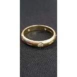 18CT YELLOW GOLD DIAMOND RING SET WITH DIAMONDS APPROX 5.9 GRAMS