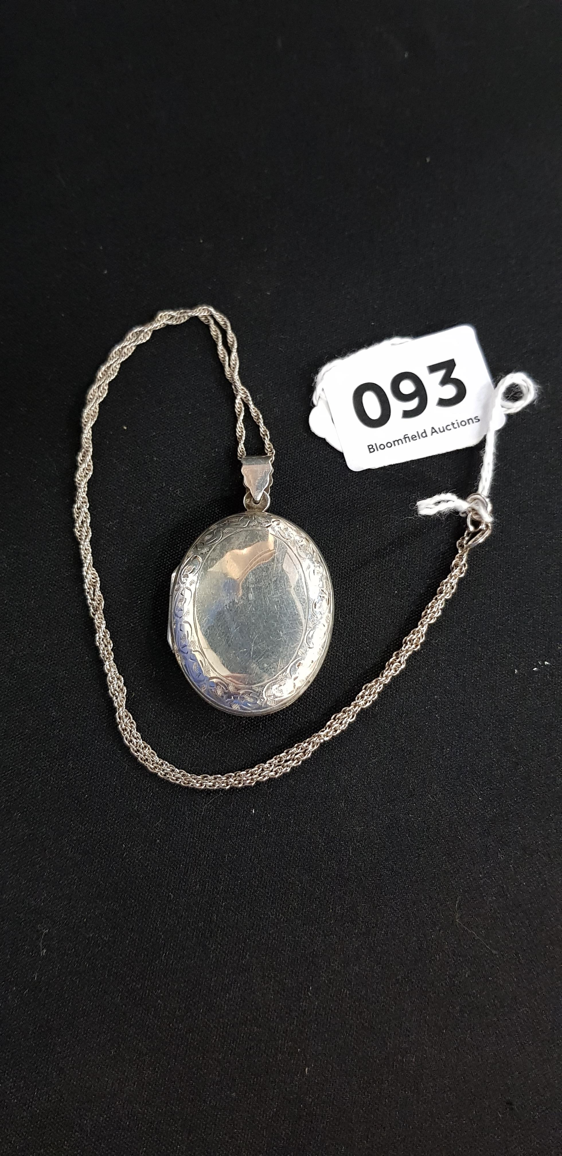 SILVER LOCKET AND CHAIN