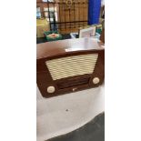 VINTAGE RADIO