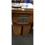 OLD RADIO AND OLD TV