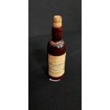 ANTIQUE DICE GAME IN MINIATURE TREEN WHISKEY BOTTLE