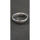 GENTS WHITE GOLD WEDDING RING