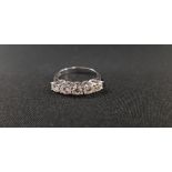 18 CARAT WHITE GOLD 5 STONE DIAMOND RING WITH CIRCA 1 CARAT OF DIAMONDS