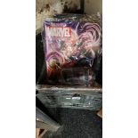 COLLECTION OF MARVEL FIGURES AND MAGAZINES