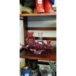 4 PIECE RED GLASSWARE TO INCLUDE CAITHNESS