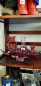 4 PIECE RED GLASSWARE TO INCLUDE CAITHNESS