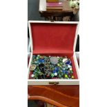 VINTAGE JEWELLERY BOX CONTAINING ANTIQUE MARBLES & JEWELLERY ETC