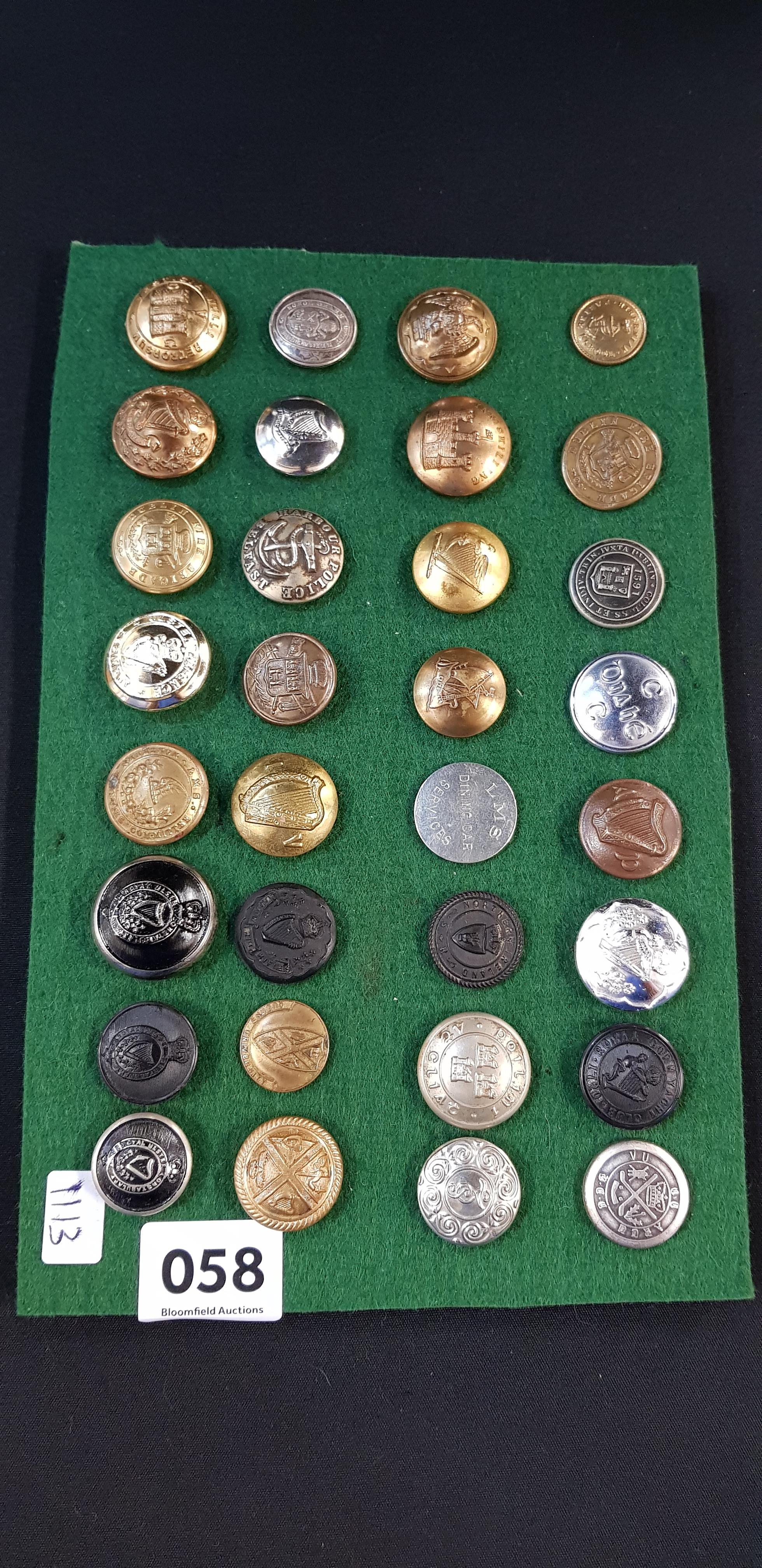 IRISH MILITARY BUTTONS