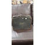 OLD GLADSTONES DOCTORS BAG