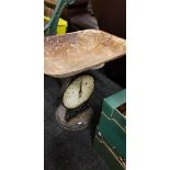 SET OF VINTAGE SHOP SCALES