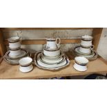 ROYAL ALBERT TEASET