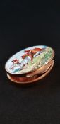 HEAVY, STUNNING & RARE 9 CARAT GOLD PILL BOX WITH ENAMELLED HUNTING SCENE TO LID