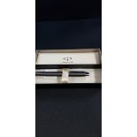 PARKER FOUNTAIN PEN BOXED