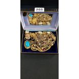 BOX OF JEWELLERY