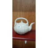 2ND PERIOD BELLEEK TEA KETTLE