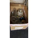 BOX OF ORNAMENTS, PLATES AND GLASSWARE