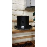 TOP HAT