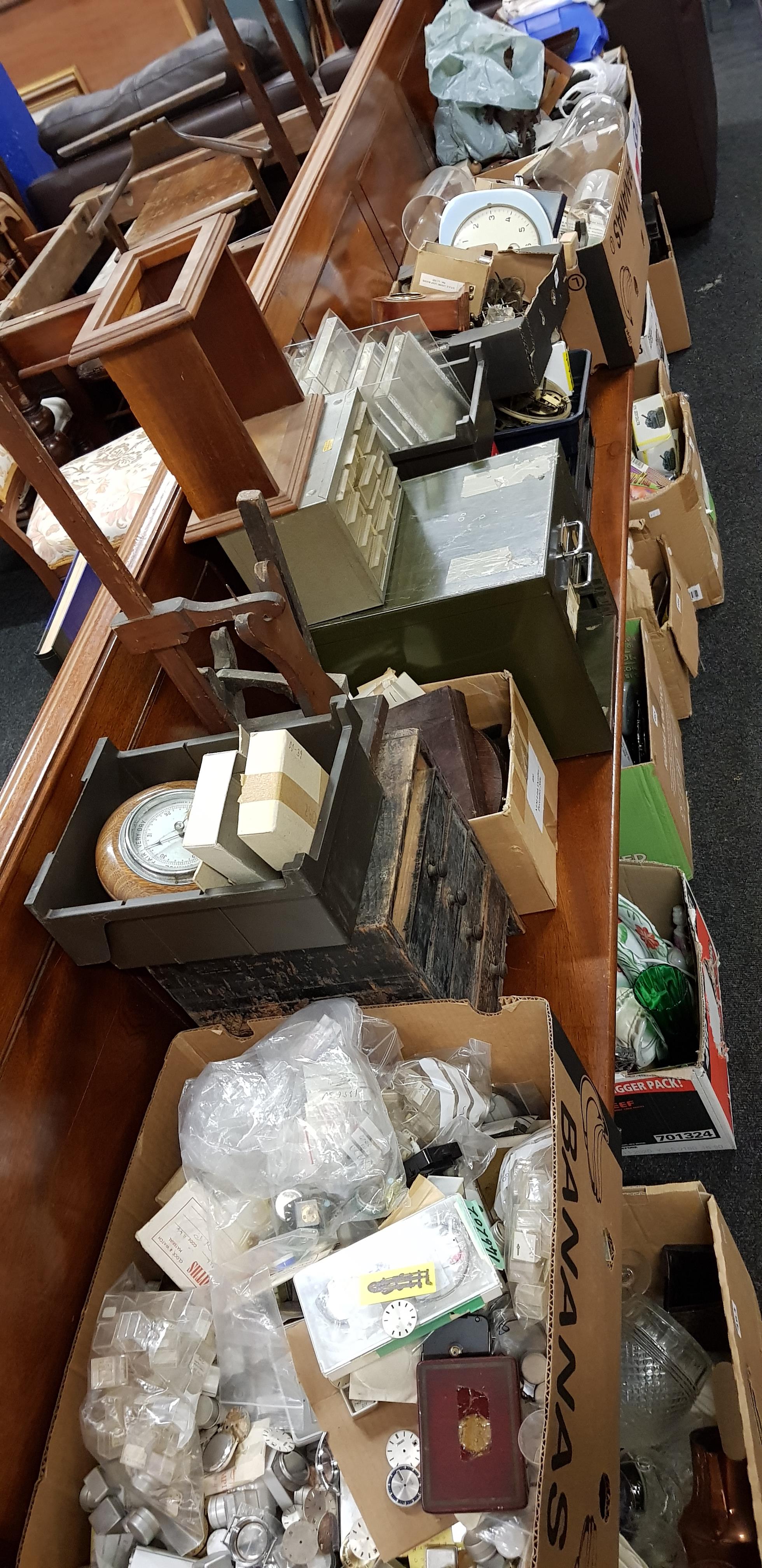 LARGE QUANTITY OF CLOCK AND WATCH PARTS
