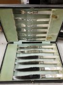 CASED SET FRUIT KNIVES & FORKS