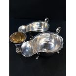 2X IRISH SILVER CREAM JUGS & SILVER EGG CUP