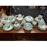 RETRO MIDWINTER DINNER SET