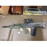 FULL METAL REPLICA ENFIELD SA80 L85A1 BULLPUP ASSAULT RIFLE USED BY BRITISH ARMY