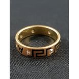 18CT & DIAMOND (TESTS TO) MOURNING RING