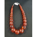 VINTAGE GRADUATED AMBER BEAD NECKLACE