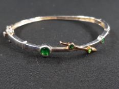 SILVER DESIGNER GREEN STONE BANGLE