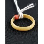 GOLD AND CORAL RING