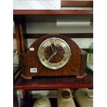 VINTAGE MANTLE CLOCK