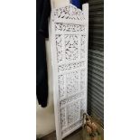 FOLDING SCREEN