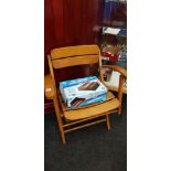 ANTIQUE WOODEN FOLDING CHAIR