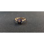 18 CARAT GOLD SAPPHIRE & DIAMOND RING