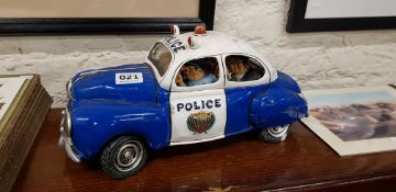 CERAMIC POLICE CAR