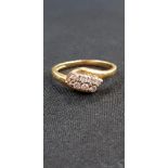 18 CARAT YELLOW GOLD & DIAMOND RING