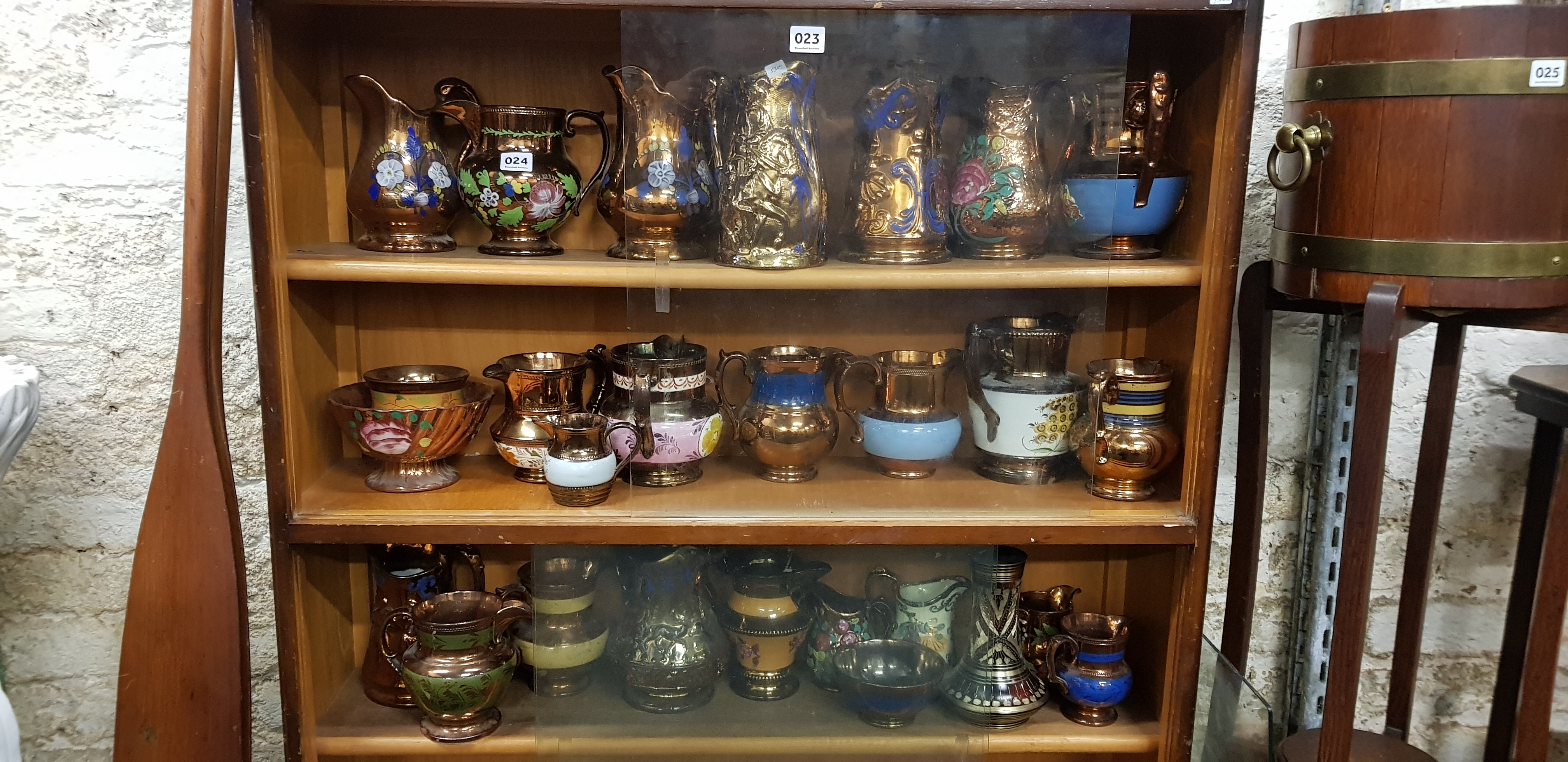 LARGE QTY OF LUSTRE WARE