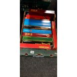 14 HORNBY/TRI-ANG 00 GAUGE CARRIAGES BOXED