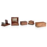 A 19th century mahogany jewellery box (5)