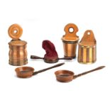 A small collection of 19th century Treen items (6)