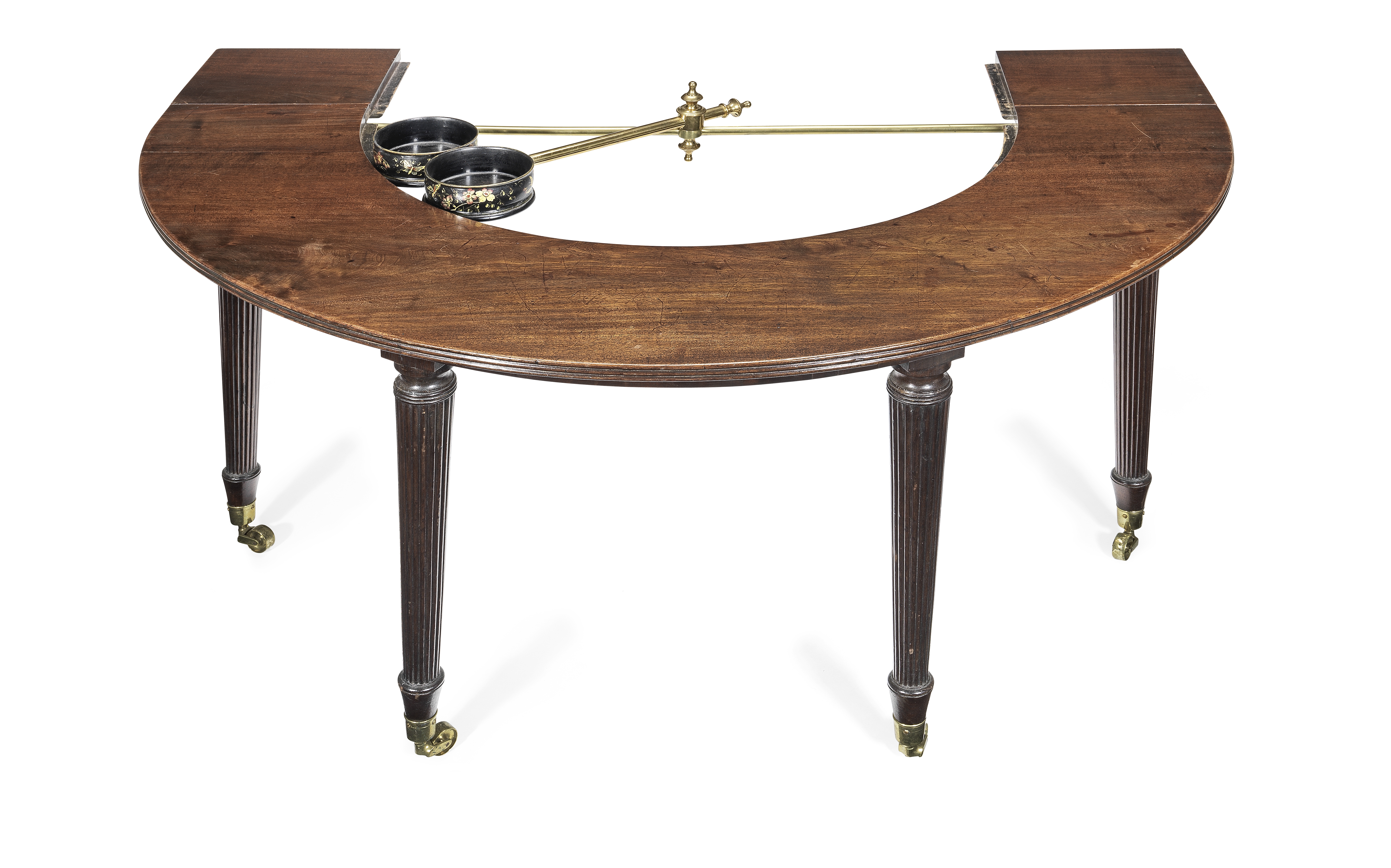 A Regency mahogany wine, hunt or social table in the manner of Gillows - Image 4 of 6