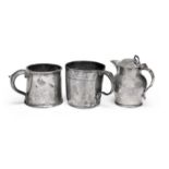 An 18th century squat pewter mug, English (3)